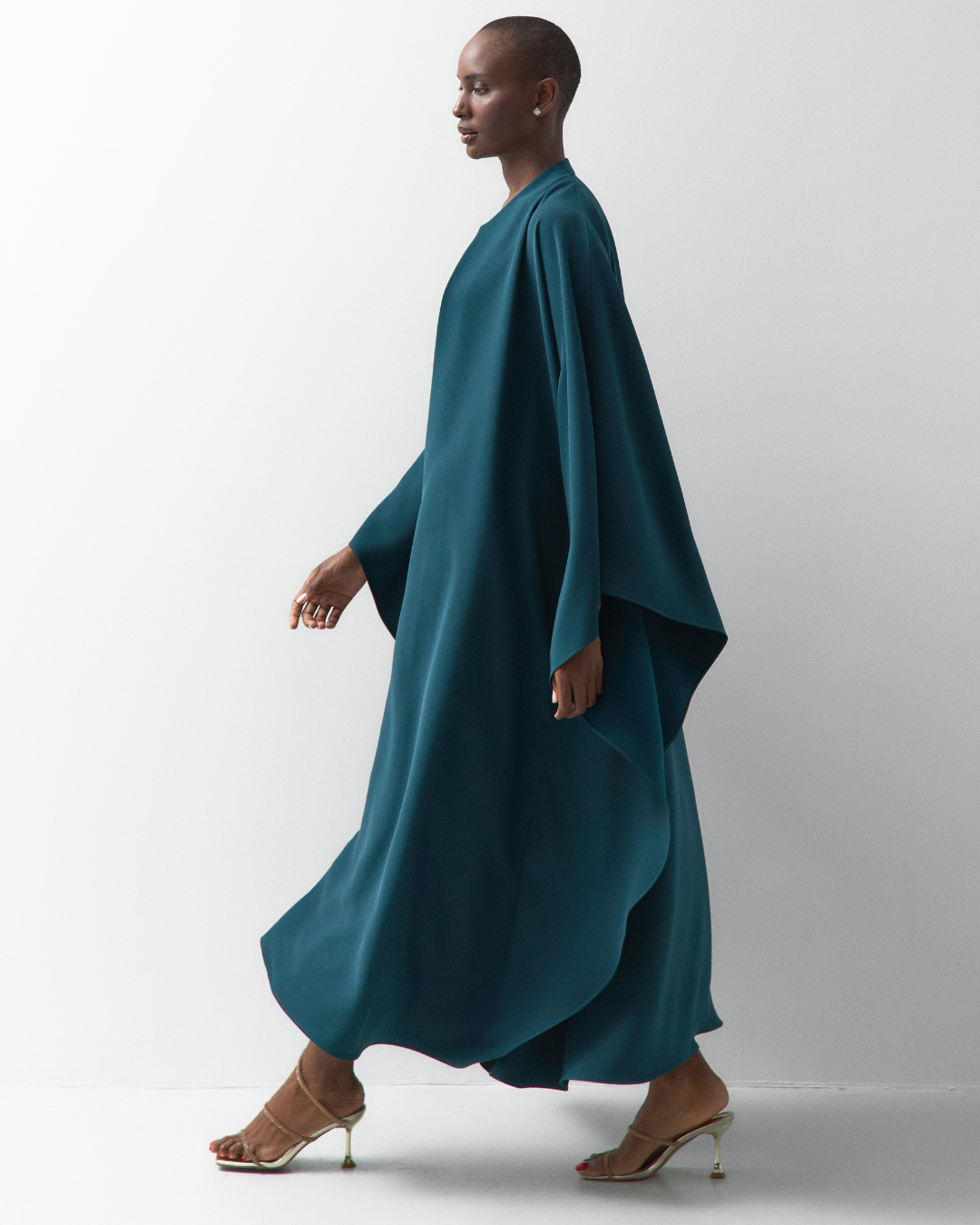 AZURE Abaya